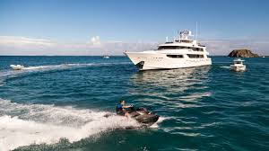 Yacht-Ownership-vs.-Yacht-Chartering-and-Which-Option-is-Right-for-You