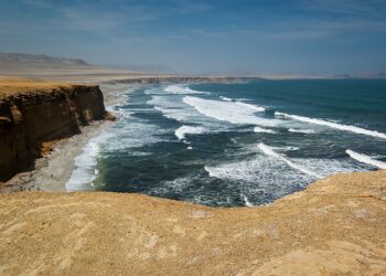 How-To-Become-A-Master-That-Can-Control-The-Sea-the-yacth-daily